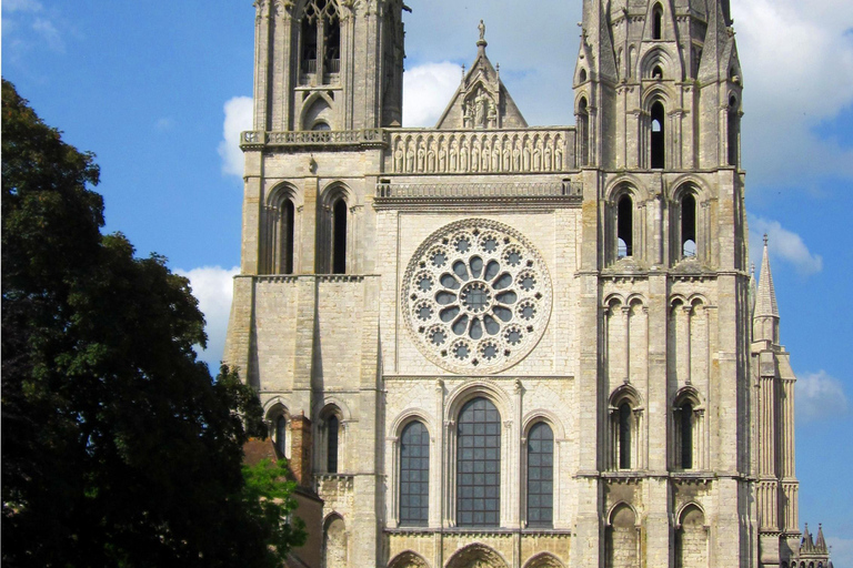 Parijs: dagtour naar de kathedraal van Chartres en de oude stadParijs: kathedraal van Chartres en oude stad dagtour