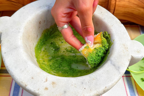 Cooking lesson: Genoese pesto made in a mortar with the World Champion Cooking class: Genovese pesto made in a mortar with the World Champion