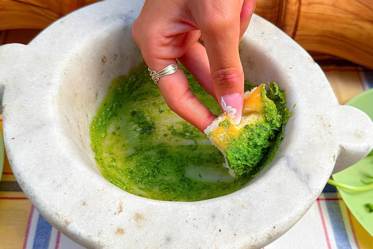 Cooking lesson: Genoese pesto made in a mortar with the World Champion Cooking class: Genovese pesto made in a mortar with the World Champion