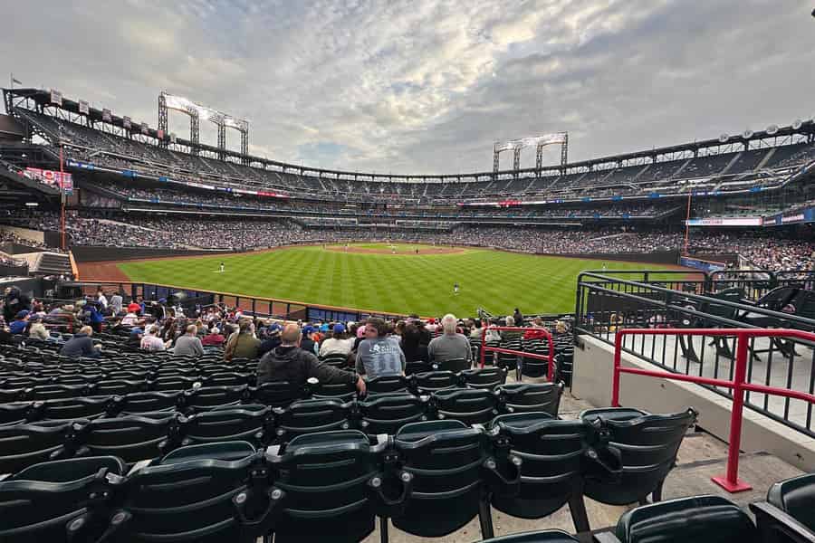 New York: New York Mets Baseball Spiel Ticket im Citi Field. Foto: GetYourGuide New York: New York Mets Baseball Spiel Ticket im Citi Field. Foto: GetYourGuide