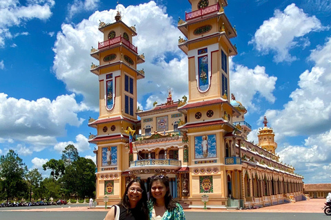 HCM: Excursión a Tay Ninh, la Montaña de la Virgen Negra y el Templo de Cao DaiVisita privada (2 sitios)