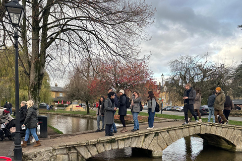 London: Cotswolds Villages & Castle Combe Small-Group Tour