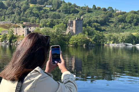 From Edinburgh: 2-Day Highlands Tour with Hogwarts Express 2 Guests Twin Room with 2 Single Beds and a Private Bathroom