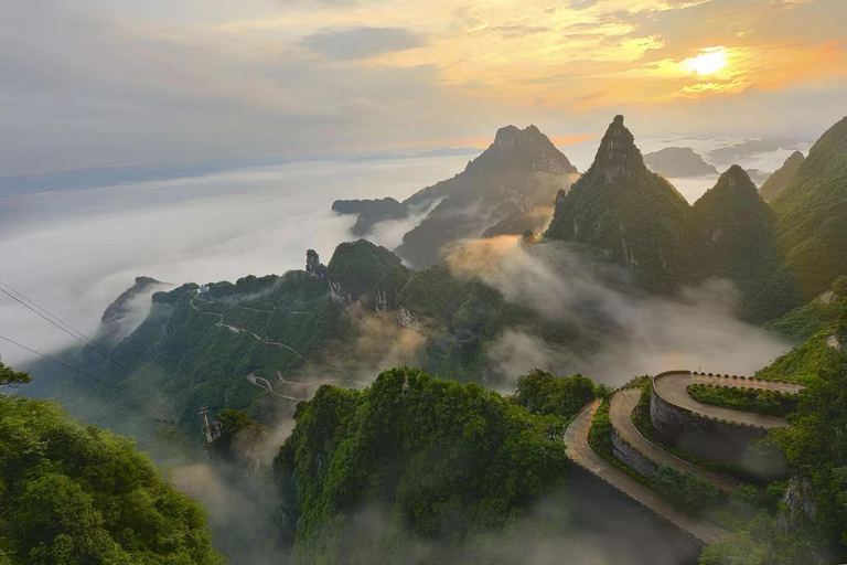 Zhangjiajie Express Day Trip: Avatar, Tianmen & Furong Town