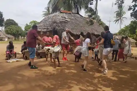 Diani: Giriama Cultural Dance Show and Local Village Tour
