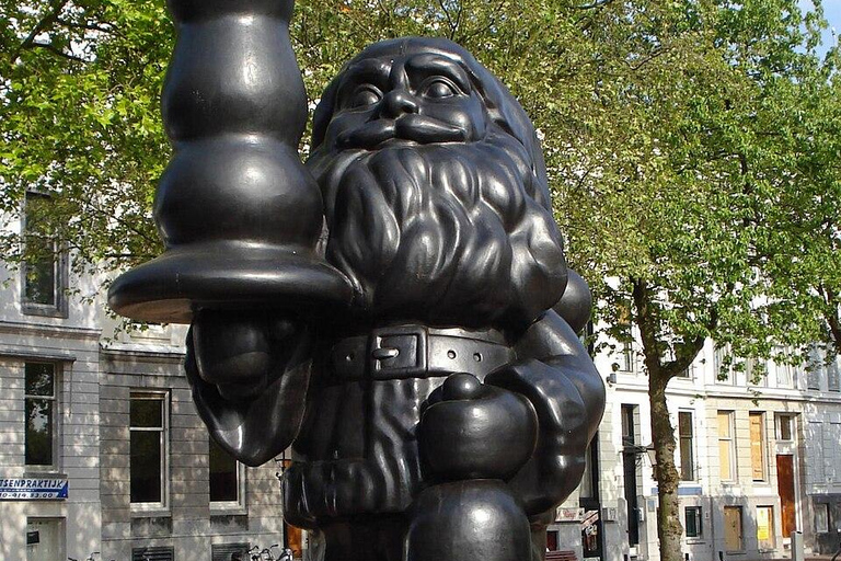 Rotterdam: Bizzare Architecture and Art Walking Tour