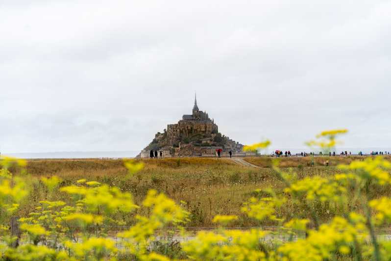 Von Paris aus: Mont Saint Michel Tagesausflug mit einem Reiseführer