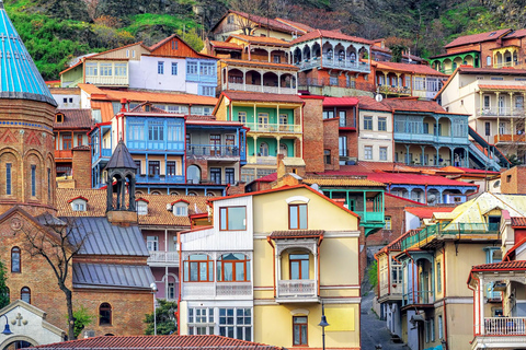 Tbilisi: Retro Tuk-Tuk Tour & River Cruise with Wine Tasting