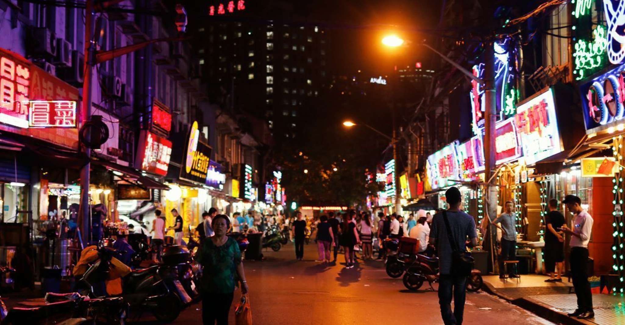 Shanghai: 3-Hour Local Food Tasting Tour photo 4