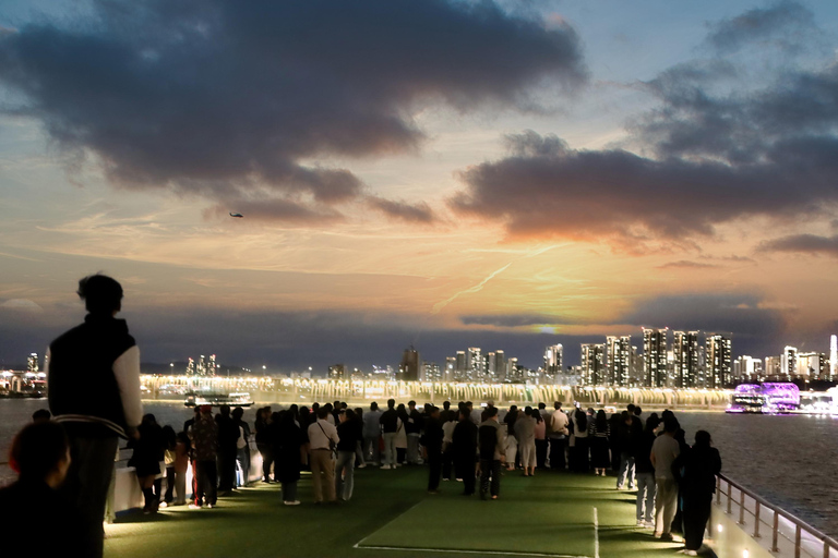 Seoul Hangang River: Music Fireworks Cruise