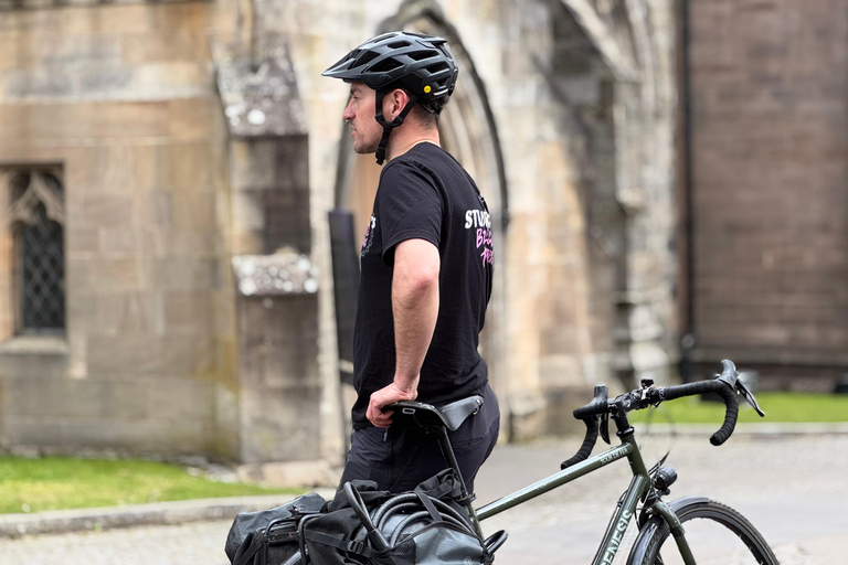 Stirling: The Essential E-Bike Tour of The City and Beyond Standard Bike