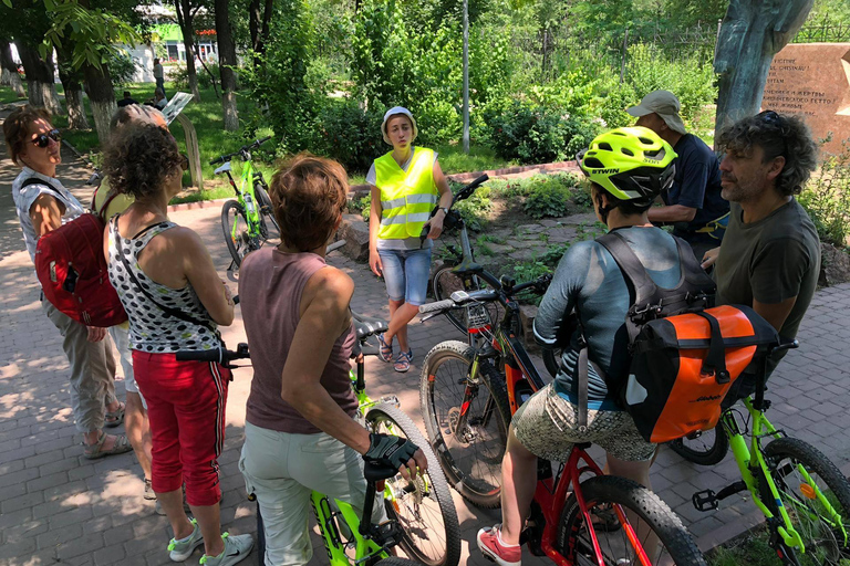 Chișinău: Guided Bike Tour - Discover Moldova’s Capital