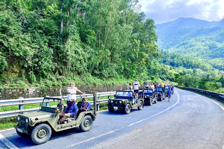 Da Nang: Erkunde den Hai Van Pass mit dem US Army Jeep