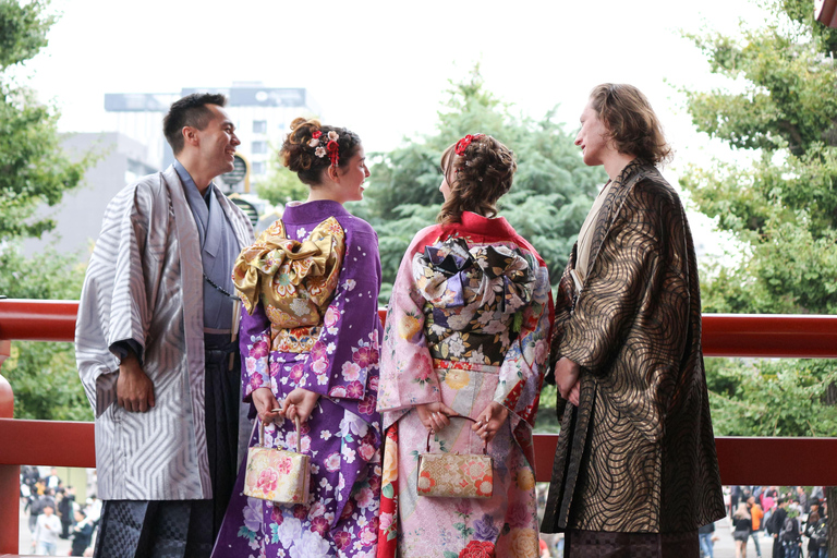 Experiencia tradicional de alquiler de kimonos en TokioTokio: Alquiler de Kimonos por 1 día