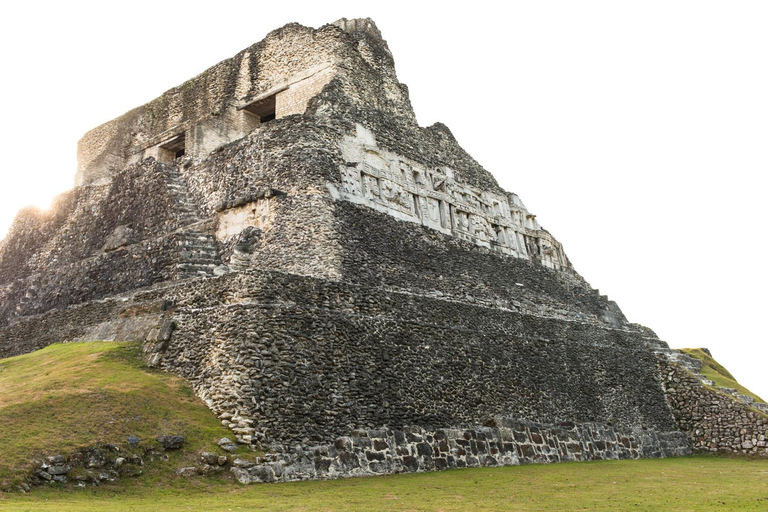 From Belize City: Xunantunich and Cave Kayaking Tour