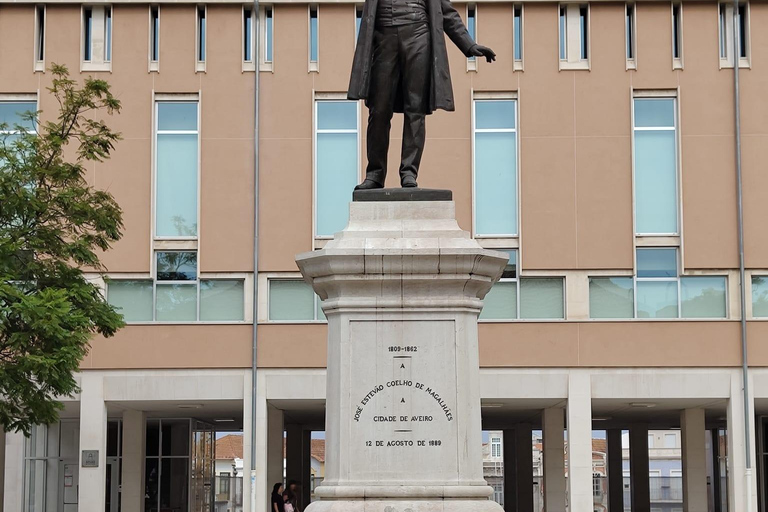 Lisbon to Porto with Óbidos-Nazaré-Fátima-Coimbra-Aveiro 3 STOPS