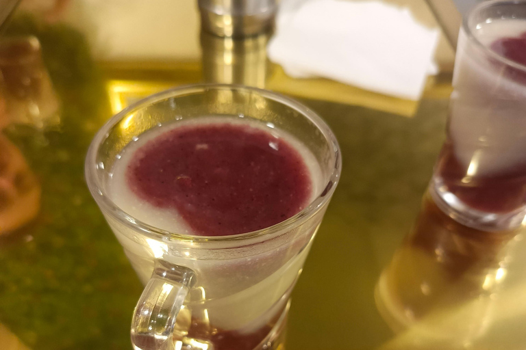 La Paz: Histórias da comida de rua e tour noturnoTour em grupo padrão – Grupo pequeno, experiência partilhada