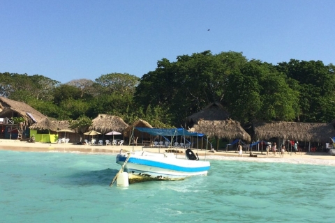 Cartagena: Dagje weg met de strandclub in het populaire BaruDagtrip Baru Beach Club