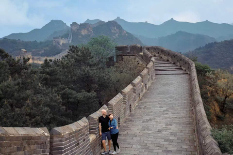 Beijing: Great Wall Photoshoot at Sunrise or Sunset Jinshanling: Professional Photographer Shoot Only