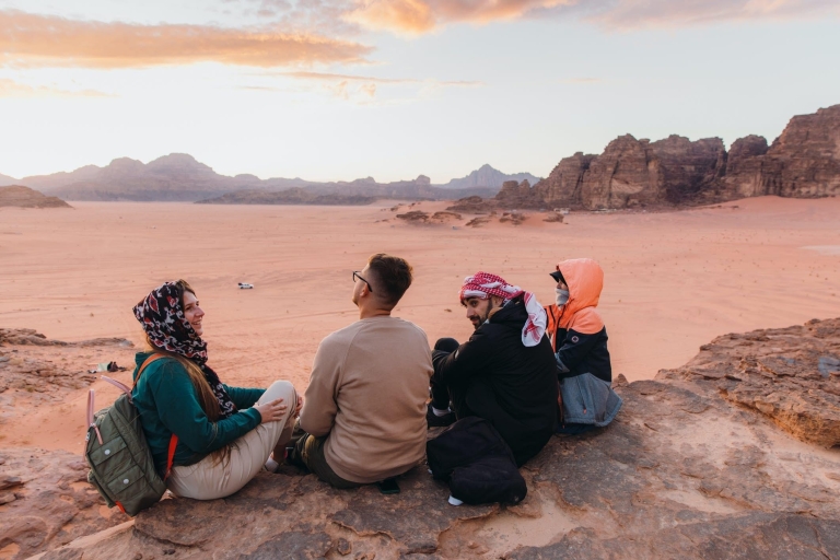 Sharm: ATV, kamelenrit, BBQ diner & show w privé transferSuper Safari Reis met Privé Transfers