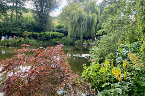 Giverny Versailles Trianon Kleine groep per minibus vanuit ParijsGiverny Versailles Trianon