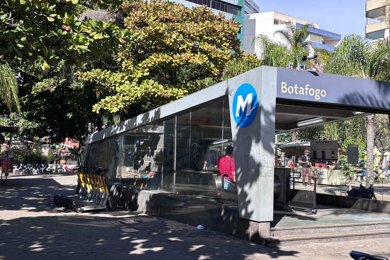 Rio de Janeiro: Favela Santa Marta: German-Language Tour – All-Inclusive Rio de Janeiro: Favela Santa Marta: German-language tour – all-inclusive