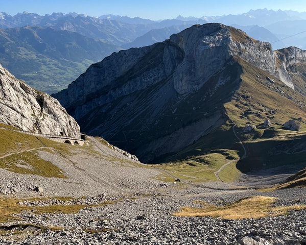 Luzern: Guided Hike to Pilatus with Swiss Triathlete