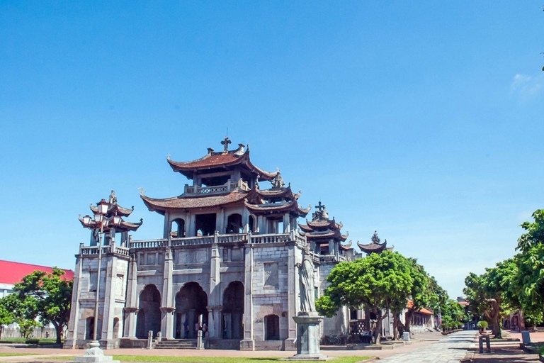Privater Ausflug: versteckte Phat Diem Kathedrale -Van Long -Mua HöhleVon Hanoi aus: Privater Ausflug versteckte Phat Diem-Van long-Mua Höhle