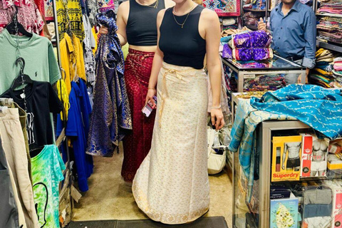 Kandy:Tuk Tuk, Street food & Shopping Experience Local guide