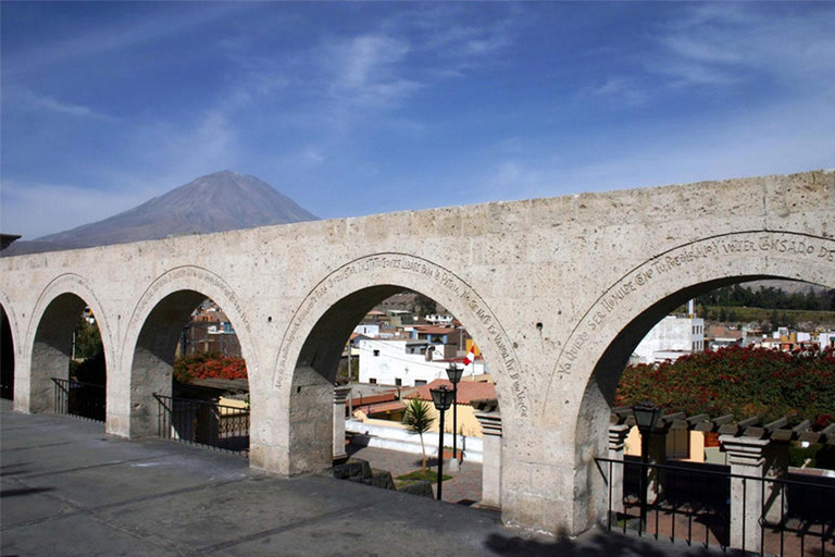 Arequipa: City and Surroundings Bus Tour