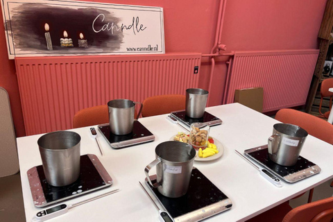 Utrecht: Candle-Making Workshop with Drinks and Snacks