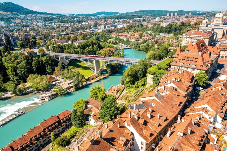 Hoogtepunten en verborgen juweeltjes van Bern: begeleide wandelingen in kleine groepen