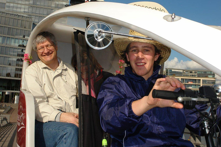 Colonia: tour della città in risciò perpedaloTour della città 30 minuti