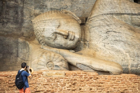 Wycieczka do starożytnego miasta Polonnaruwa z safari na słoniach Minneriya