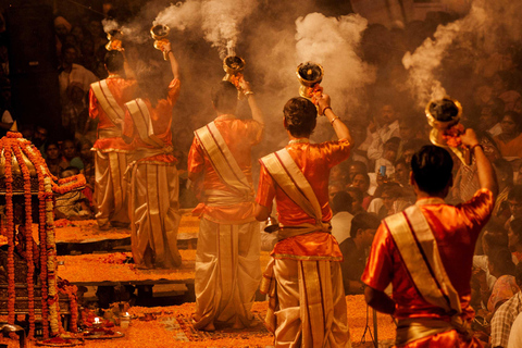 Varanasi: Båtresa, rundvandring och vegetarisk lunchEndast guide