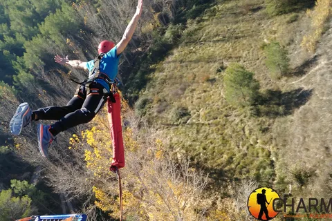 Puenting Alcoi: 3-Sekunden-Free Fall mit dreifacher Sicherheit