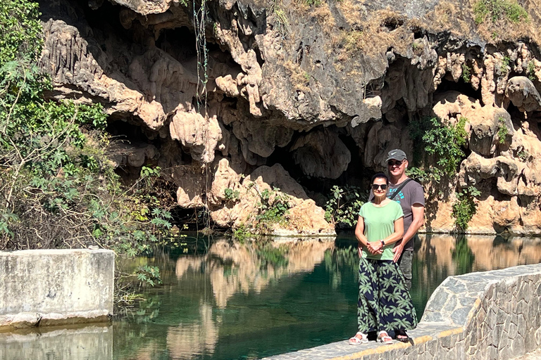 Salalah: West Coast Tour with Beaches and Cliffs