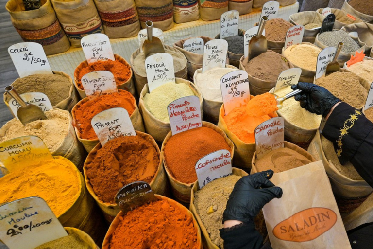 Marseille: Hidden Flavors Walking Food Tour