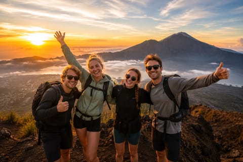 Mount batur sunrise with guide and breakfast & hotel pickup - Image 2