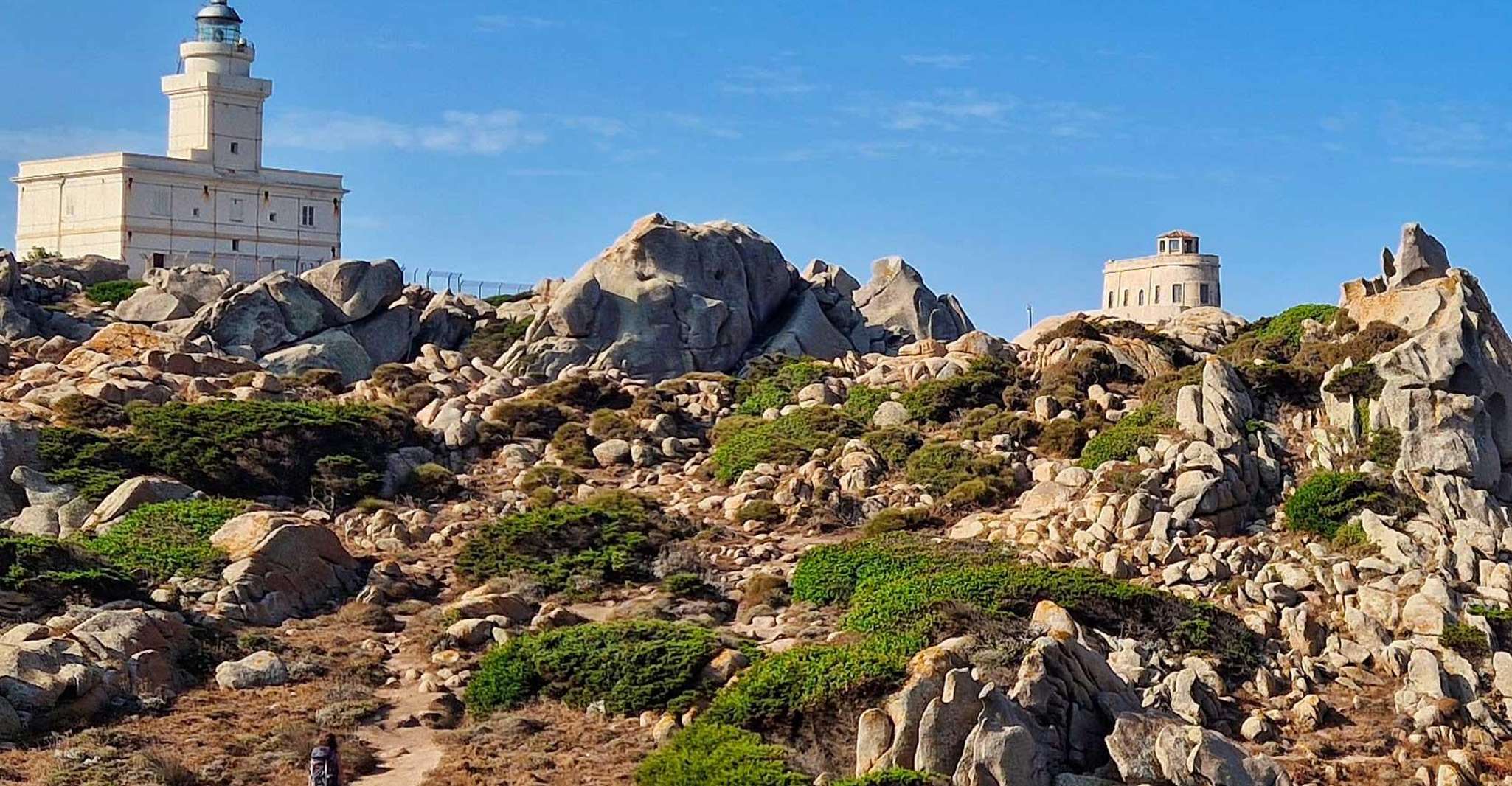 Santa Teresa Gallura, Valle della Luna hiking - Housity