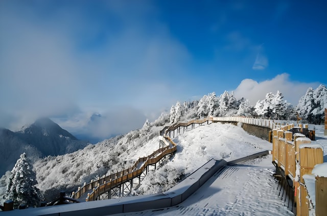 Chengdu: Xiling Snow Mountain Ticket