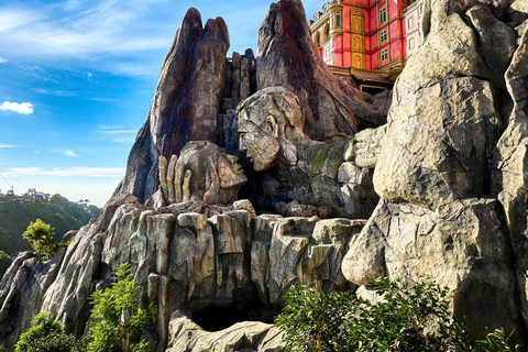 Z Da Nang: Złoty Most na wzgórzach Ba Na + relaksujący masażLarge Group Tour including Ticket – No Lunch - No Massage