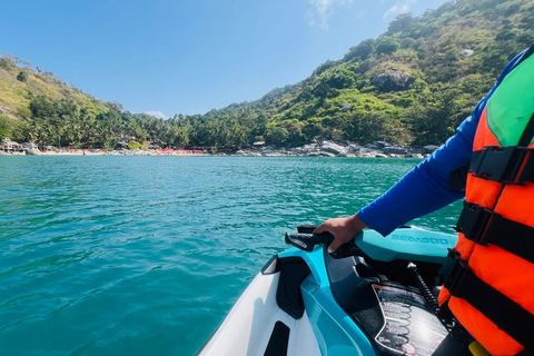 Plage de Patong : Amusez-vous en jet ski à la plage de Patong.Jet ski à Patong Beach 30 Min