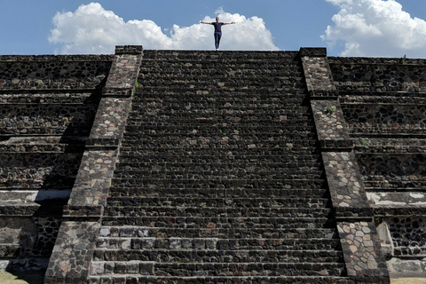CDMX: Wizyta w Teotihuacan o wschodzie słońca.