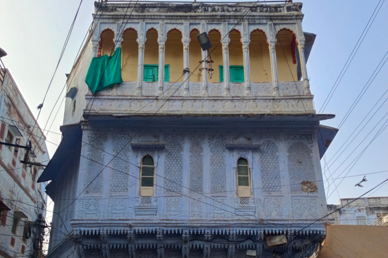 Excursão a pé pela cidade azul do patrimônio em Jodhpur.Caminhada e conversa sobre o patrimônio