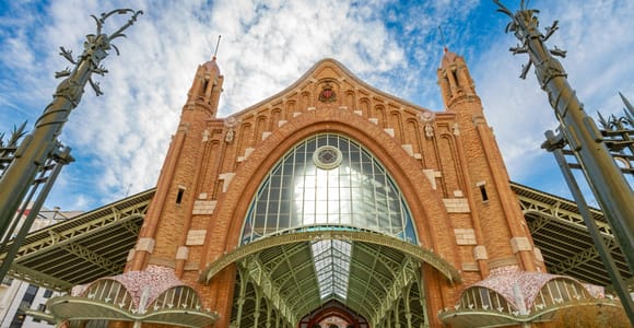 Valencia: Walking Tour of City Highlights with tastings