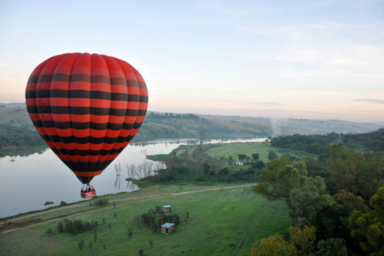 Johannesburg: Sunrise Balloon Ride Over Cradle of Humankind