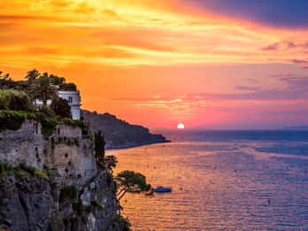 Sorrente : visite à pied de la ville au coucher du soleil avec dégustation de limoncello