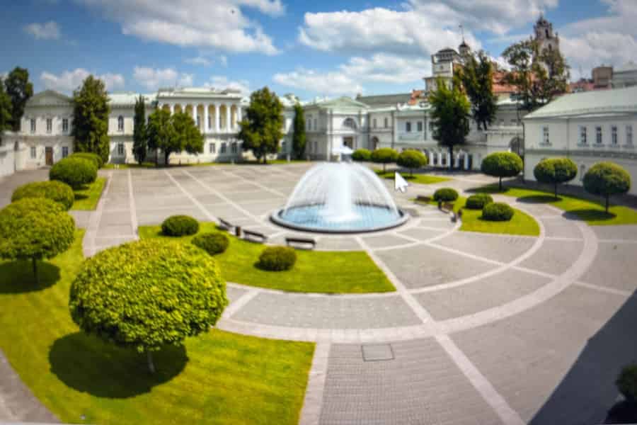 Geführte Tour durch den Präsidentenpalast in Vilnius. Foto: GetYourGuide
