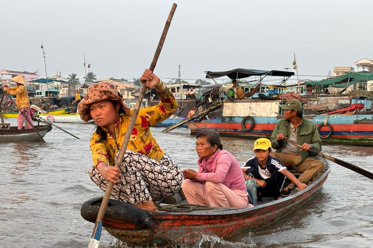 Can Tho: Floating Market, Canal, Cacao Farm & Mekong' Life Private tour with English speaking guide